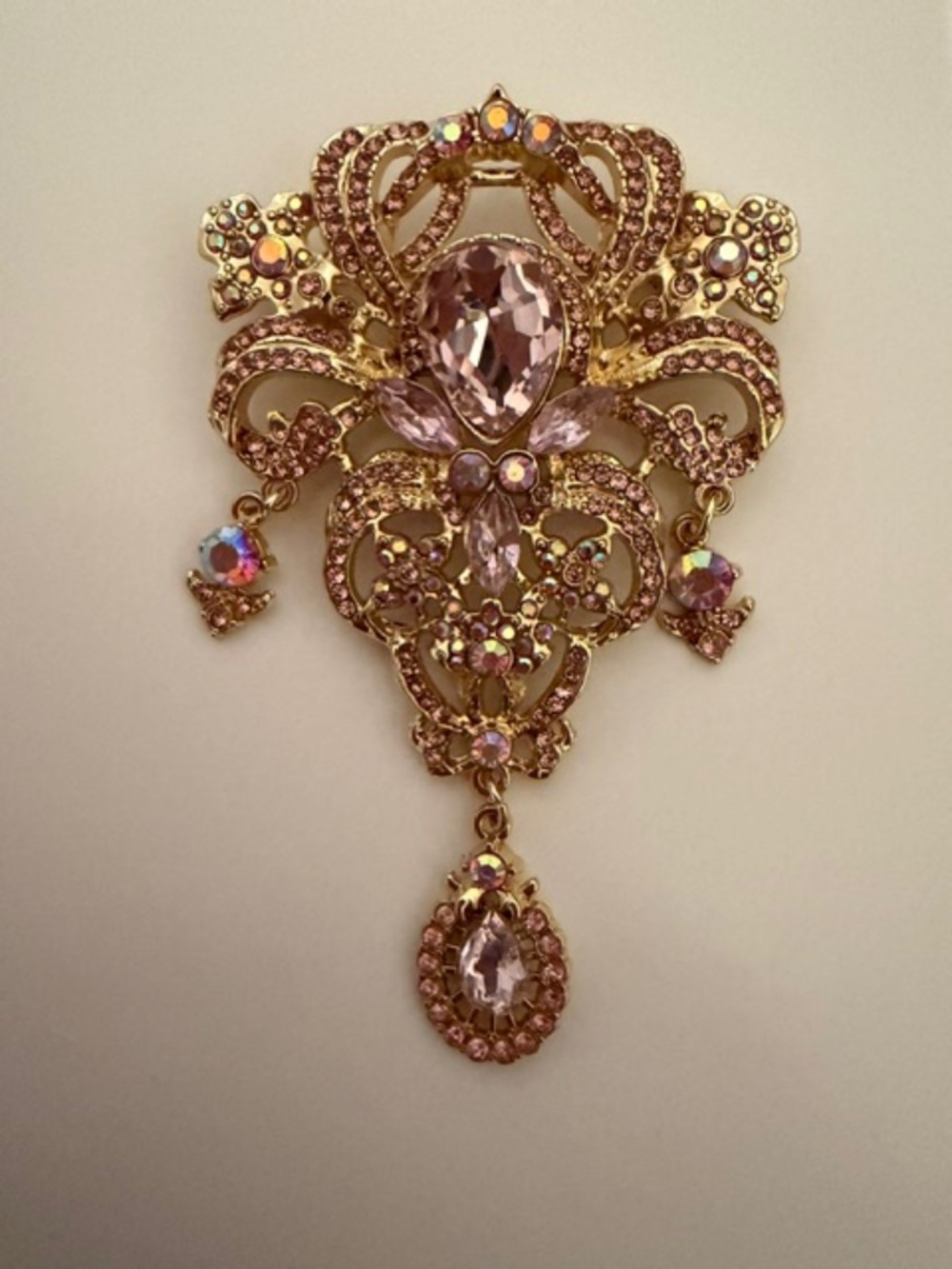 Vintage Crown Design Brooch Pin